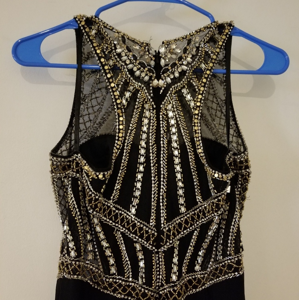 Dress - Picture 2 of 5